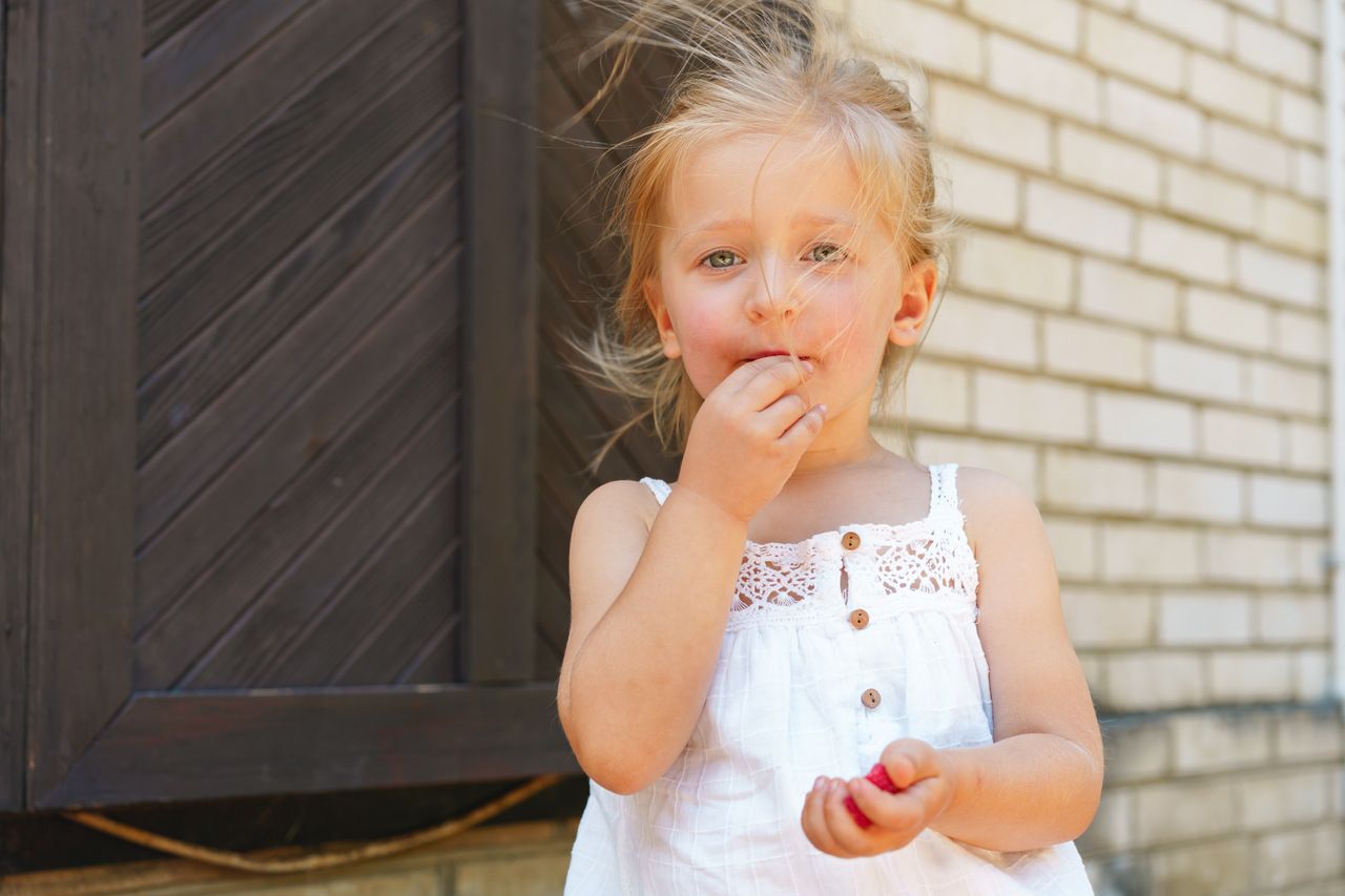 أسماء بنات عربية وشرقية وأوروبية وآسيوية بمعنى الفاكهة