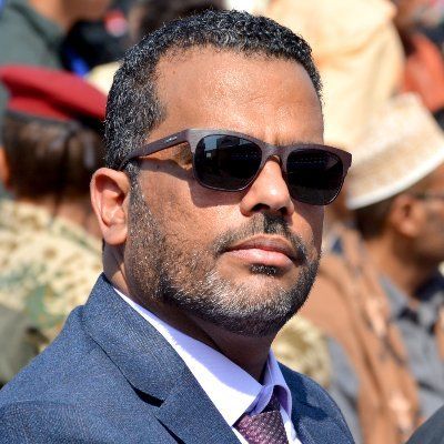 أنباء عن تعيين محافظا جديد لحضرموت (الاسم والصورة)