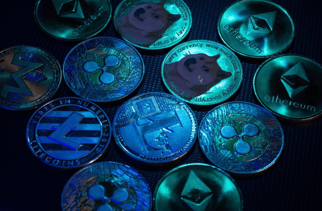 محلل يحذّر من خدعة ارتفاع العملات البديلة قبيل نشر بيانات التضخم واجتماع الفيدرالي الأمريكي