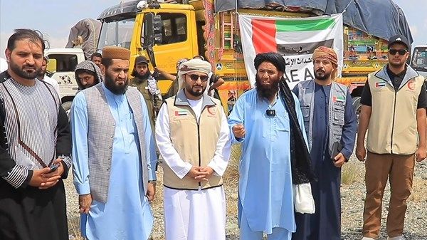 الشعب الأفغاني يشكر الإمارات على جهودها الإغاثية للتخفيف من آثار الزلزال