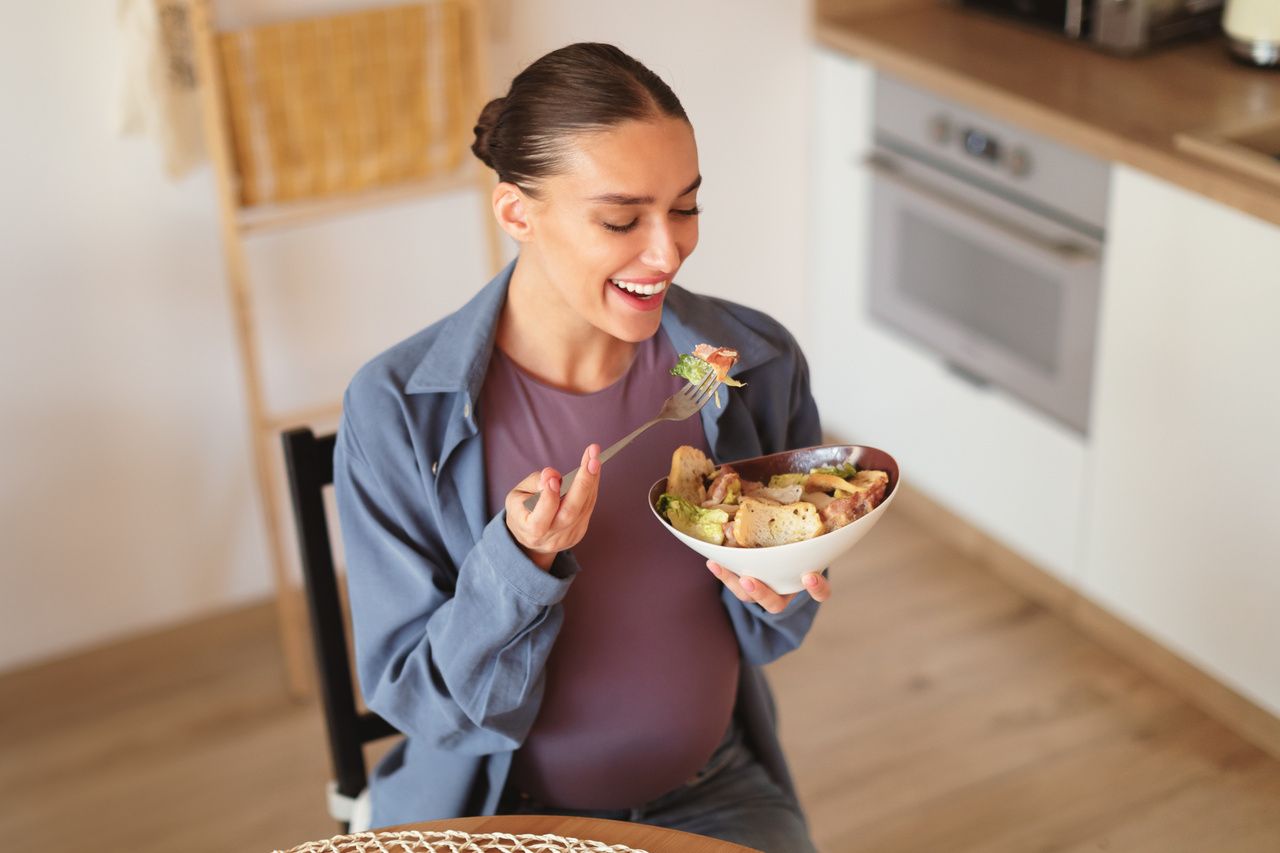 ما هي التغذية الذكية للحامل... 5 أطعمة تناوليها لتنجبي طفلاً ذكياً