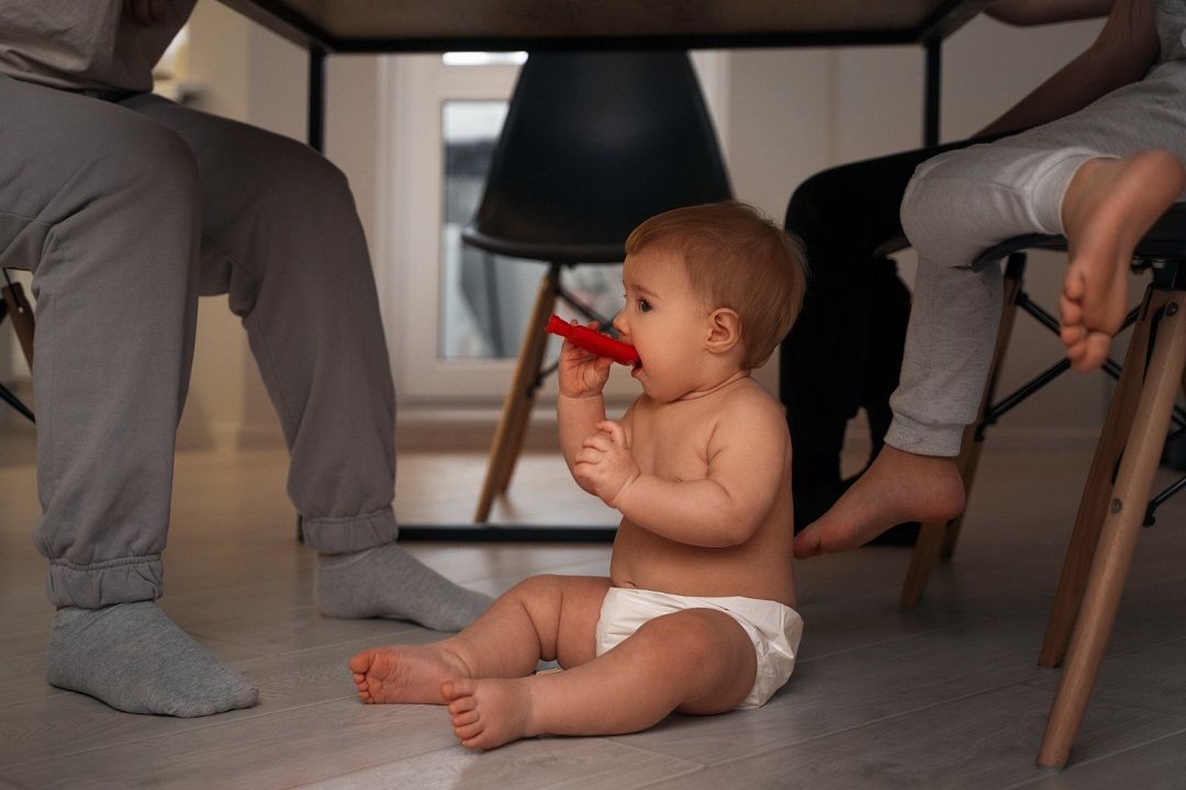 مخاطر الألعاب الصغيرة لطفلك و10 قواعد قبل الشراء