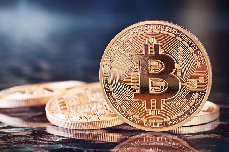 سعر البيتكوين يلامس أعلى مستوى له منذ أربعة أسابيع قبيل قرار الفائدة الفيدرالي