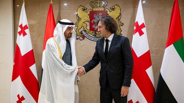 رئيس الدولة: الإمارات حريصة على تعزيز شراكاتها مع دول منطقة القوقاز