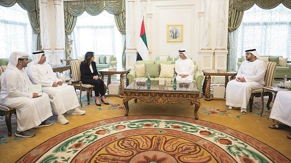 هزاع بن زايد: دعم مسيرة التنمية الشاملة في العين