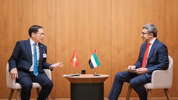 عبدالله بن زايد: بناء جسور الحوار والتفاهم بين الدول لتعزيز قيم التسامح والتعايش