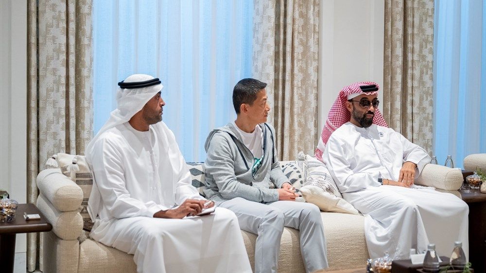 رئيس الدولة يستقبل الرئيس التنفيذي لشركة «أوبن إيه آي»