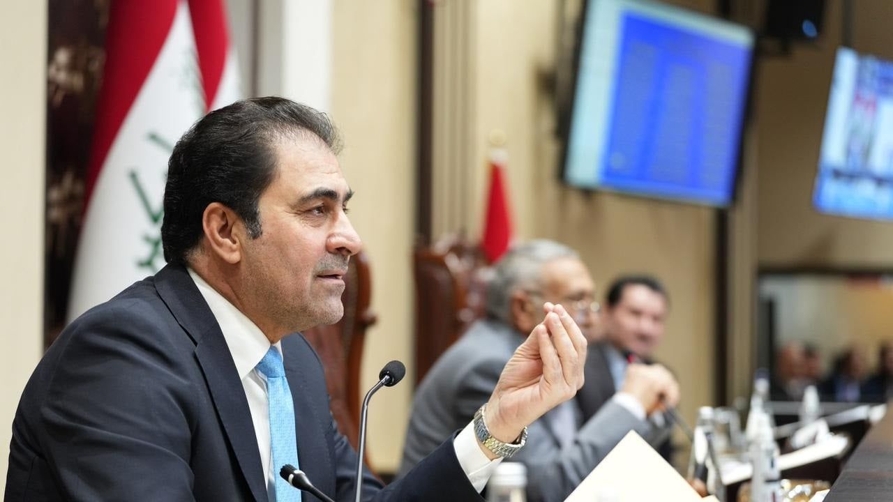 المندلاوي يهنئ السومرية بالذكرى الـ 21 لتأسيسها