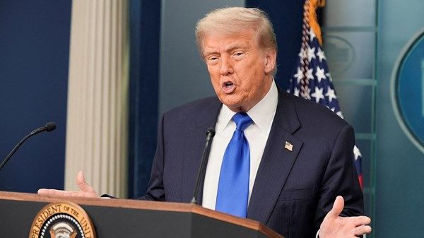 ترامب يتعهد بتحقيق "إنجازات عظيمة في الشرق الأوسط"