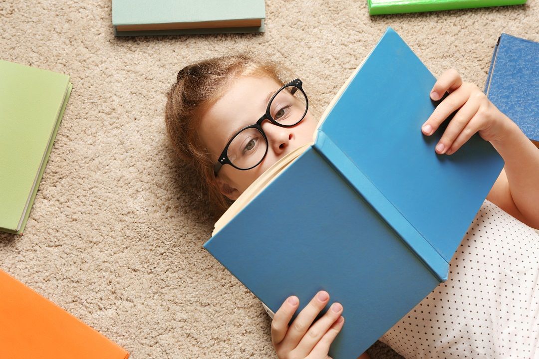 تجربتي في تعليم طفلتي حدود التعامل مع زملائها.. تضم 5 حكايات!