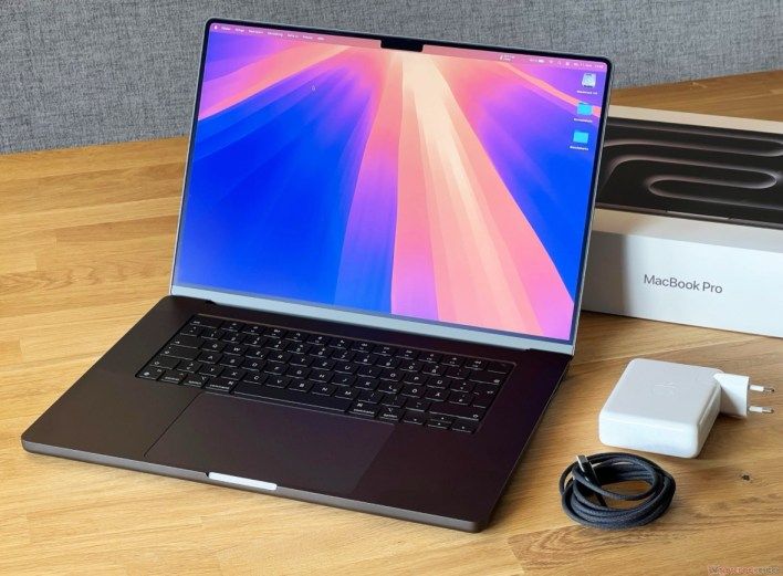 تكنولوجيا: تسريب موعد إطلاق MacBook Pro بشاشة OLED من سامسونج وسط صمت أبل عن آيفون القابل للطي