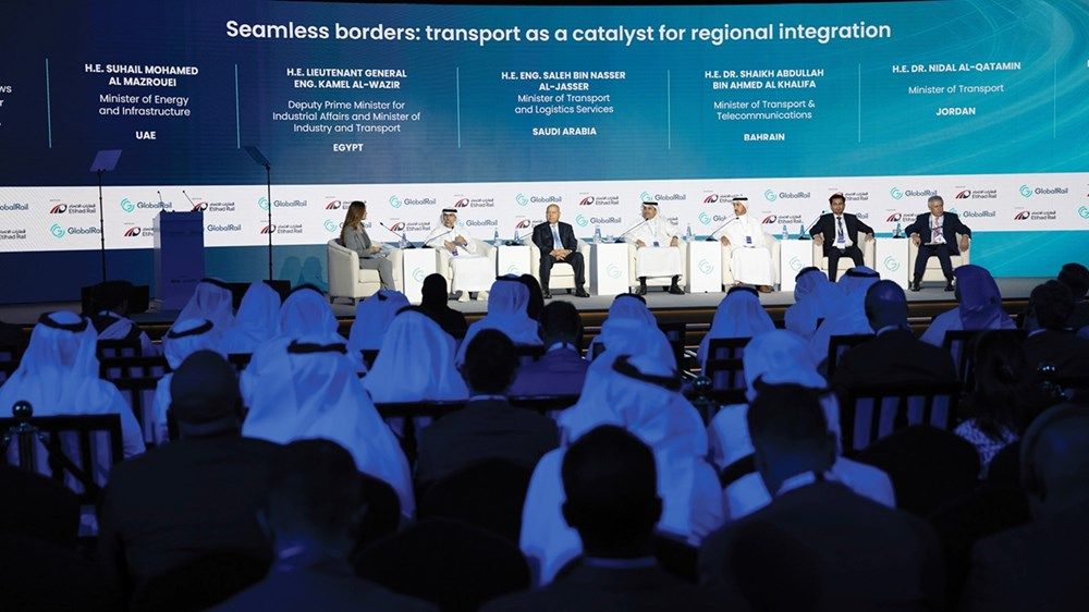 ذياب بن محمد بن زايد يفتتح المعرض والمؤتمر العالمي للسكك الحديدية والنقل والبنية التحتية «جلوبال ريل 2025»