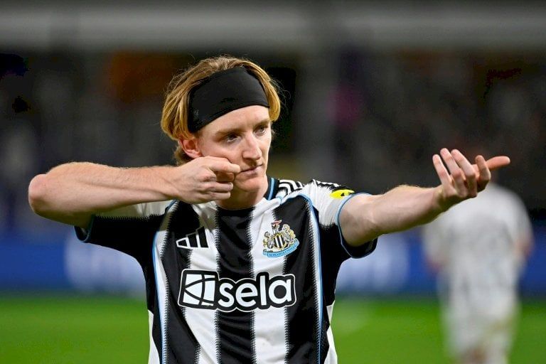 دوري أبطال أوروبا: نيوكاسل يكتسح سان جيلواز برباعية