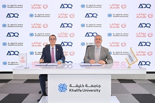تعاون بين جامعة خليفة و"دوكاب" لتطوير بحوث وتطبيقات المواد ثنائية الأبعاد