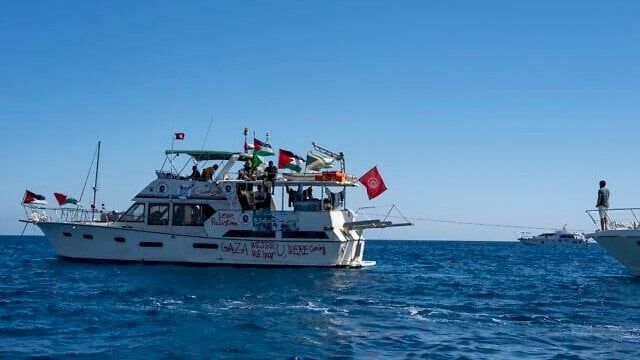 عاجل: أسطول غزة يرفض التوقف وإسرائيل قد تهاجمه الليلة