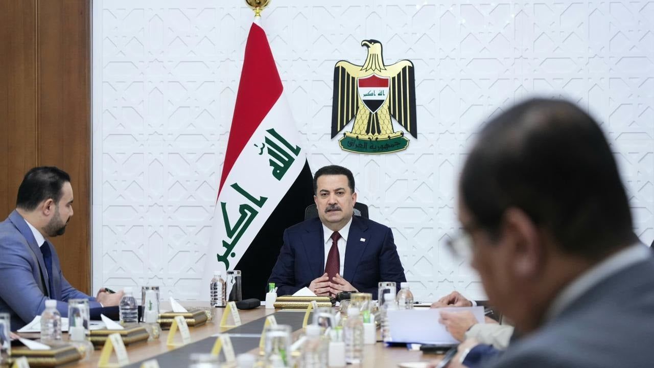 السوداني يؤكد التزام الحكومة بحماية حقوق المتقاعدين