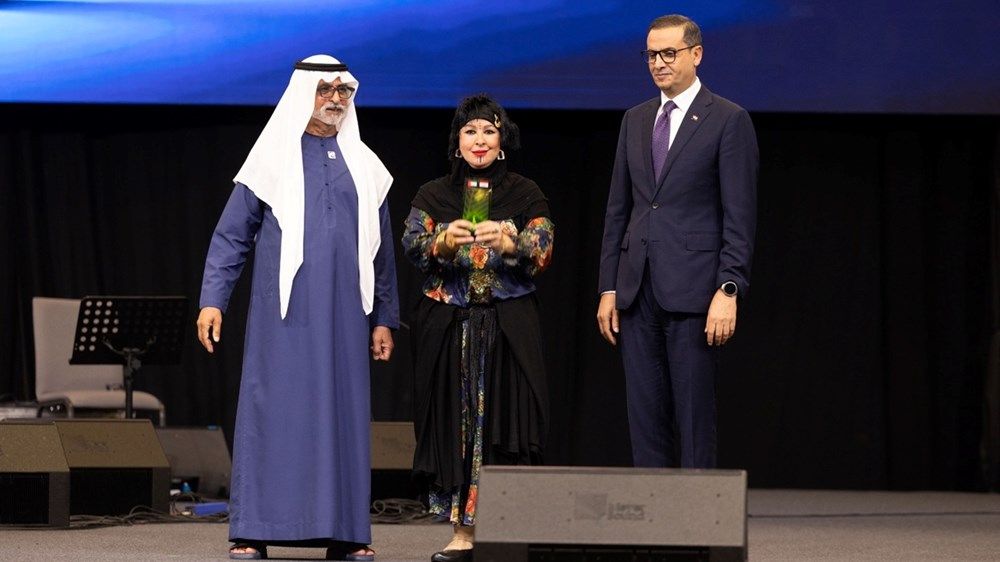 نهيان بن مبارك يشارك أبناء الجالية العراقية الاحتفال بموروثهم الحضاري والثقافي