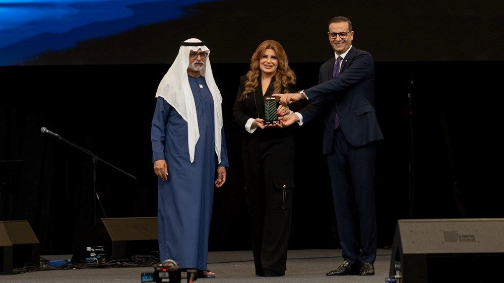 نهيان بن مبارك يشارك أبناء الجالية العراقية الاحتفال بموروثهم الحضاري والثقافي