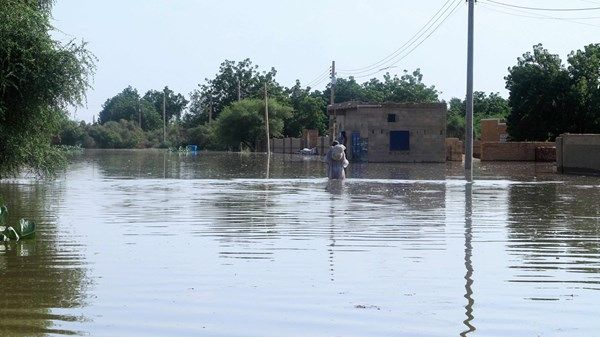 الفيضانات تفاقم الأزمة الإنسانية بالسودان