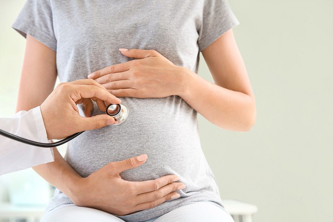 دليلكِ لمحاولة استعادة الجلوس الطبيعي للجنين في الرحم.. وتفاصيل تهمكِ
