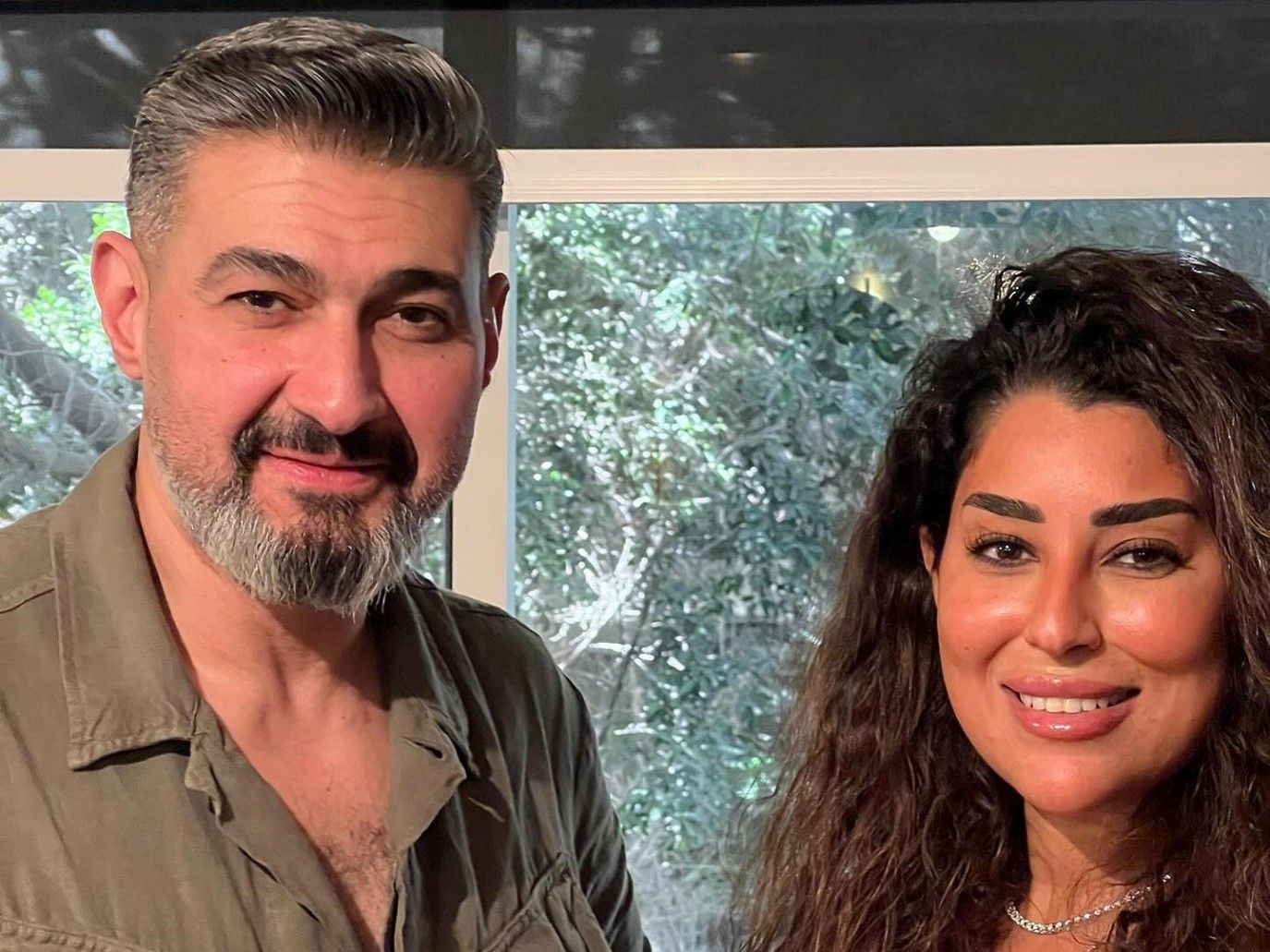 ياسر جلال يعود بالكوميديا العائلية.. أيتن عامر زوجته وسلوى عثمان حماته في كلهم بيحبوا مودي
