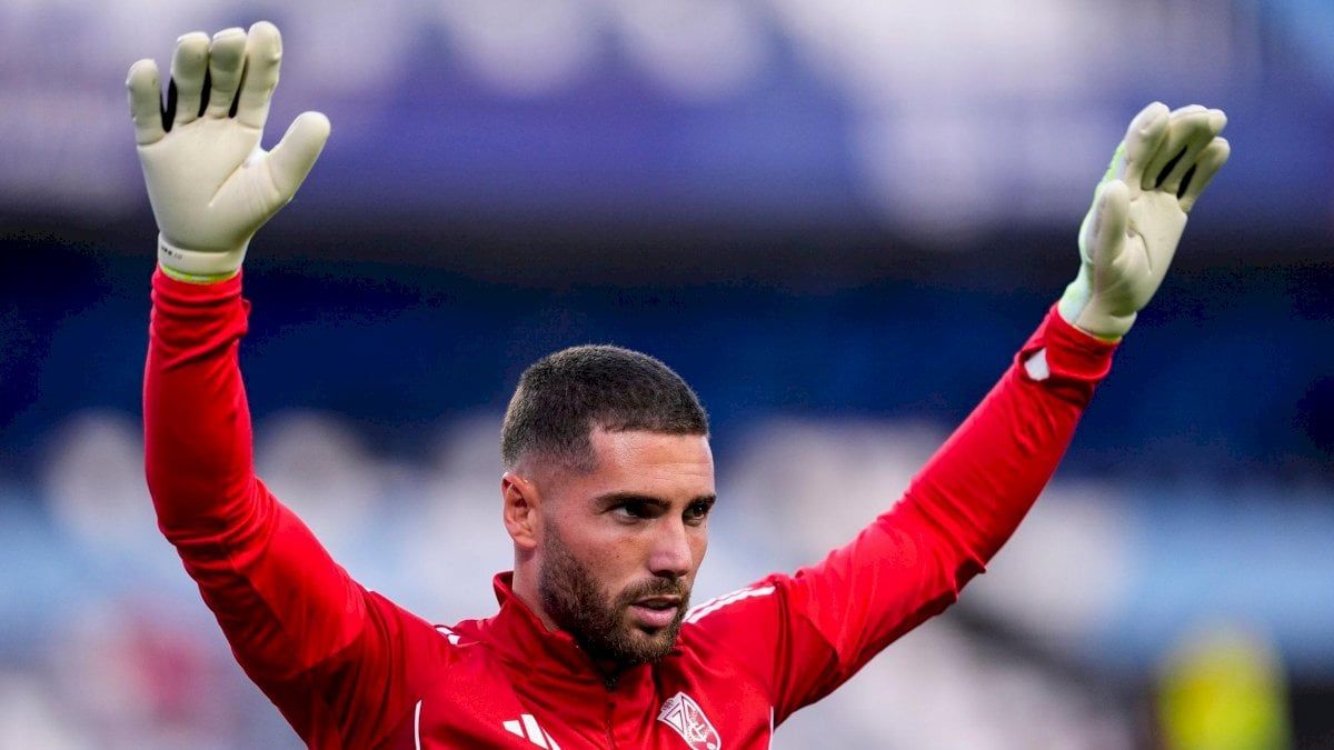 بعد اختيار ابن زيدان رسمياً لمنتخب الجزائر، ما هي "الجنسية الرياضية"؟