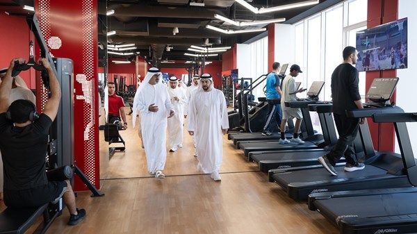 حمدان بن زايد يفتتح مركز غياثي الرياضي المجتمعي