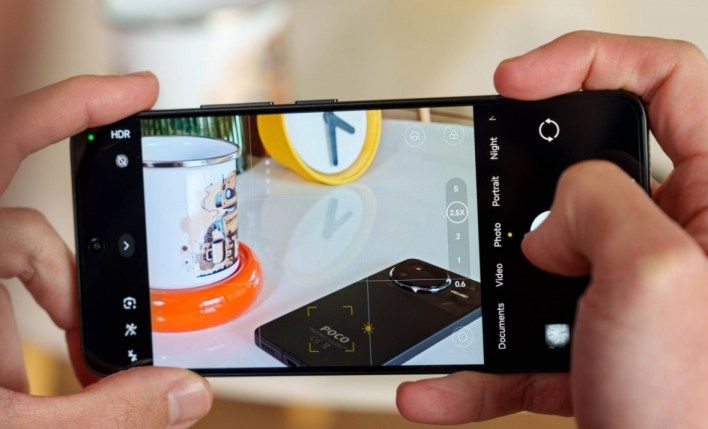 تكنولوجيا: تسريب تفاصيل كاميرا هاتف Poco F8 Ultra المعروف أيضًا باسم Redmi K90 Pro