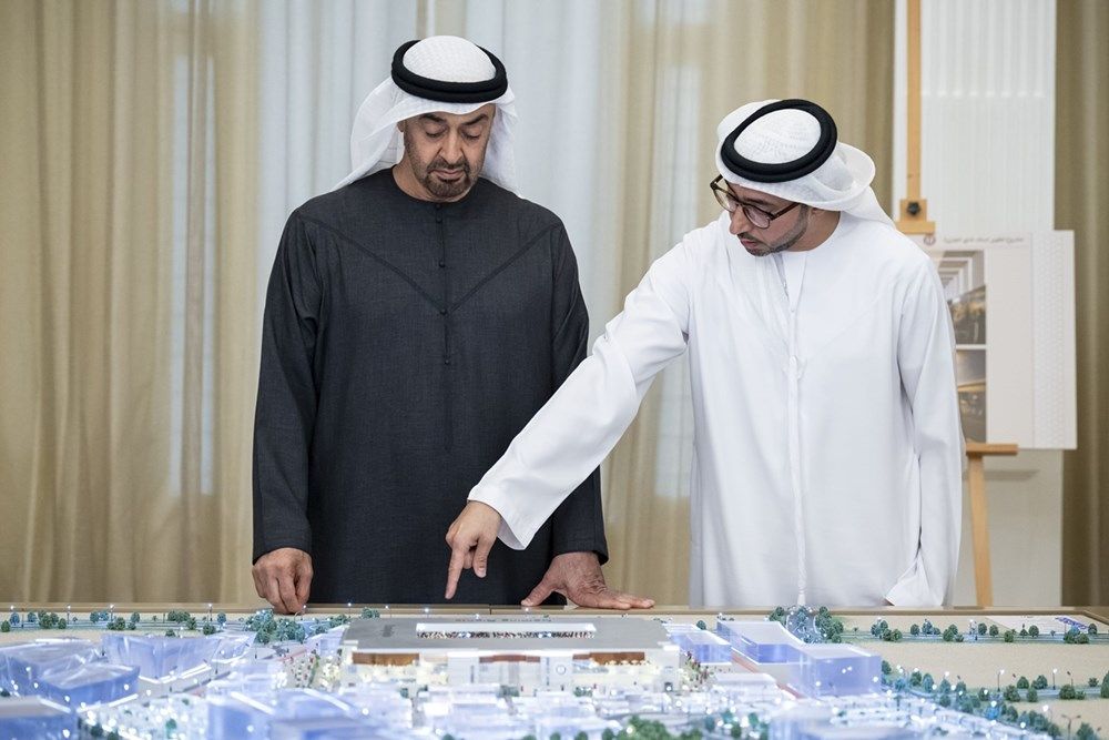 رئيس الدولة يطلع على مشروع استاد نادي الجزيرة الجديد