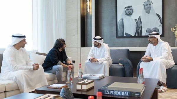 حمدان بن محمد يلتقي مؤسس «كولوسال بيوساينسز» العالمية