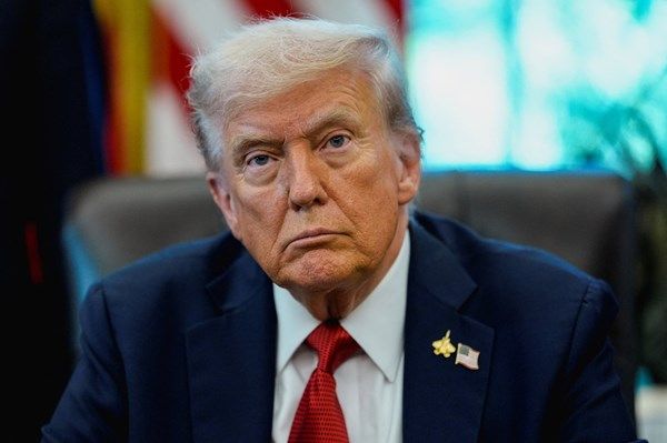 ترامب يفرض رسوماً 25% على الشاحنات المستوردة بدءاً من نوفمبر