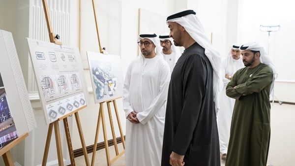 رئيس الدولة يطلع على مشروع استاد نادي الجزيرة الجديد