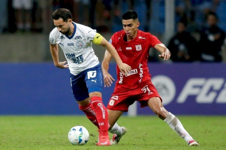 البرازيلي الدولي إيفرتون ريبيرو يكشف إصابته بالسرطان