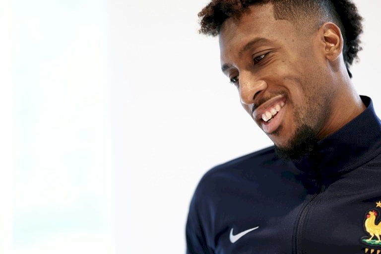 كومان غير متفاجئ من استدعائه إلى المنتخب الفرنسي بعد الانتقال إلى النصر