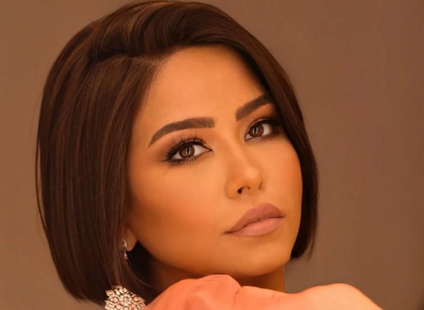 عام في حياة شيرين عبد الوهاب... نجاح لألبومها الأخير وأزمات متتالية