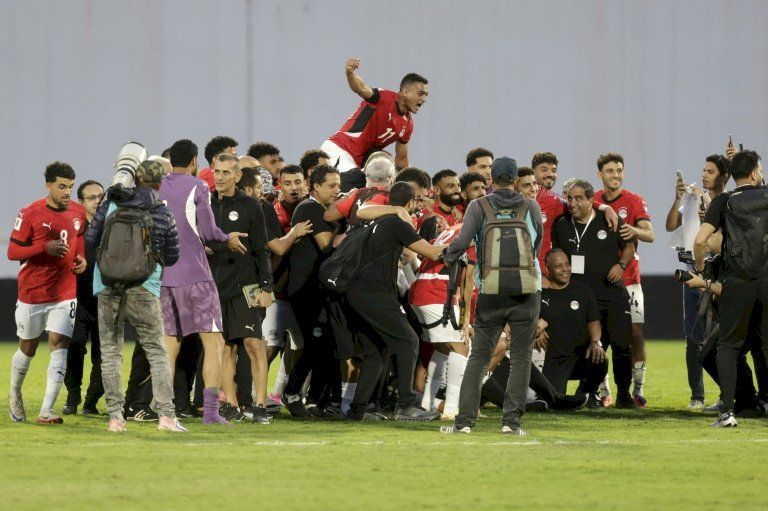 تصفيات مونديال 2026: لاعبو مصر يحتفلون بالتأهل ويتعهدون بالمنافسة على كأس الأمم