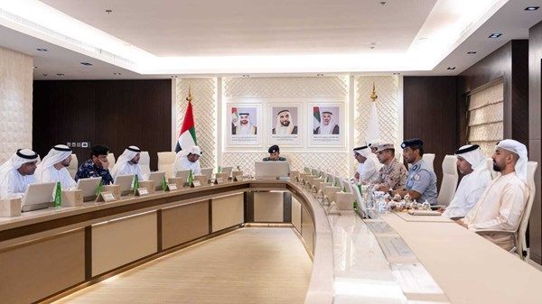 فريق إدارة "الطوارئ والأزمات" في أبوظبي يعقد اجتماعا موسعا