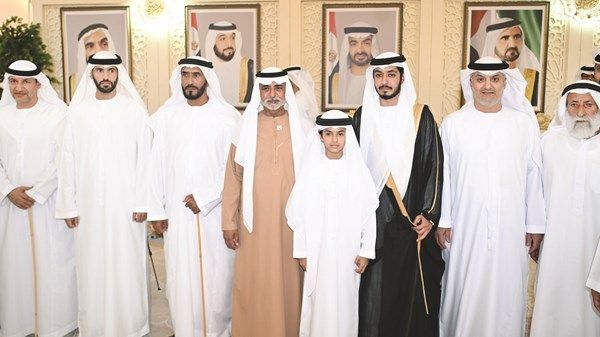 نهيان بن مبارك يحضر أفراح الكتبي