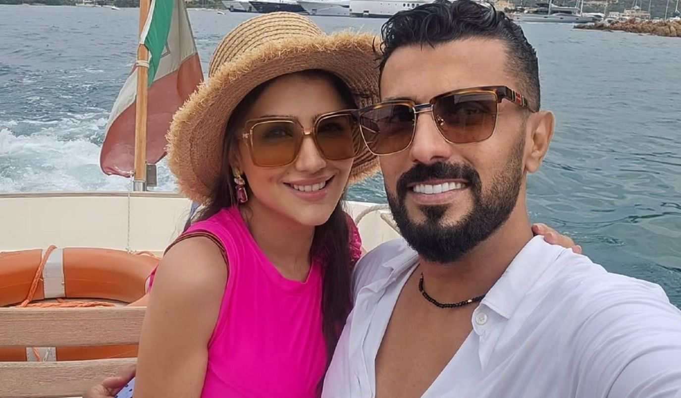 محمد سامي لـ مي عمر: بعت ساعة عشان أكمل ثمن العربية