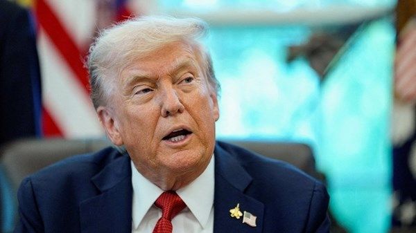 ترامب يتلقى اتصالاً هاتفياً من الحائزة على جائزة نوبل للسلام