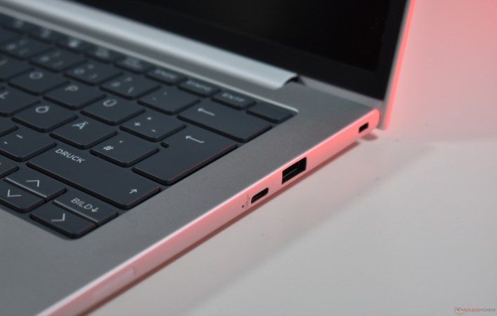 تكنولوجيا: HP تتقن التحديث الذكي للمنافذ في EliteBook 8 وتضرب المثل في التطوير العصري