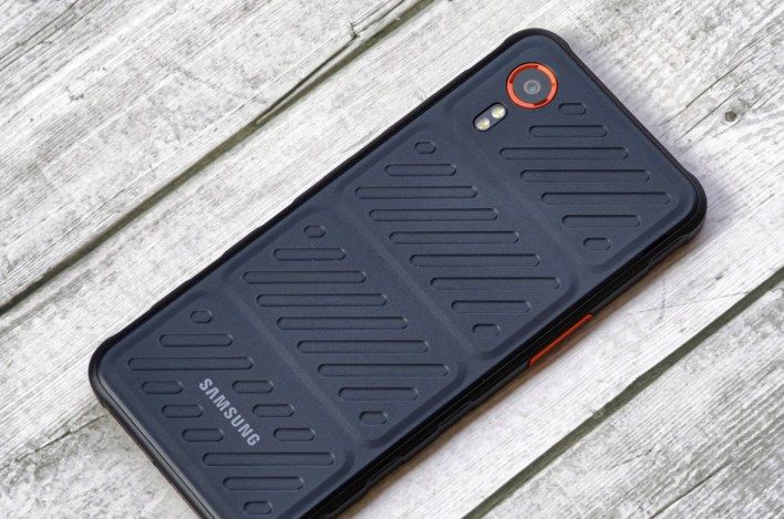 تكنولوجيا: تحديث One UI 8 المستقر يصل لهاتفي Samsung Galaxy XCover7 و Galaxy M54