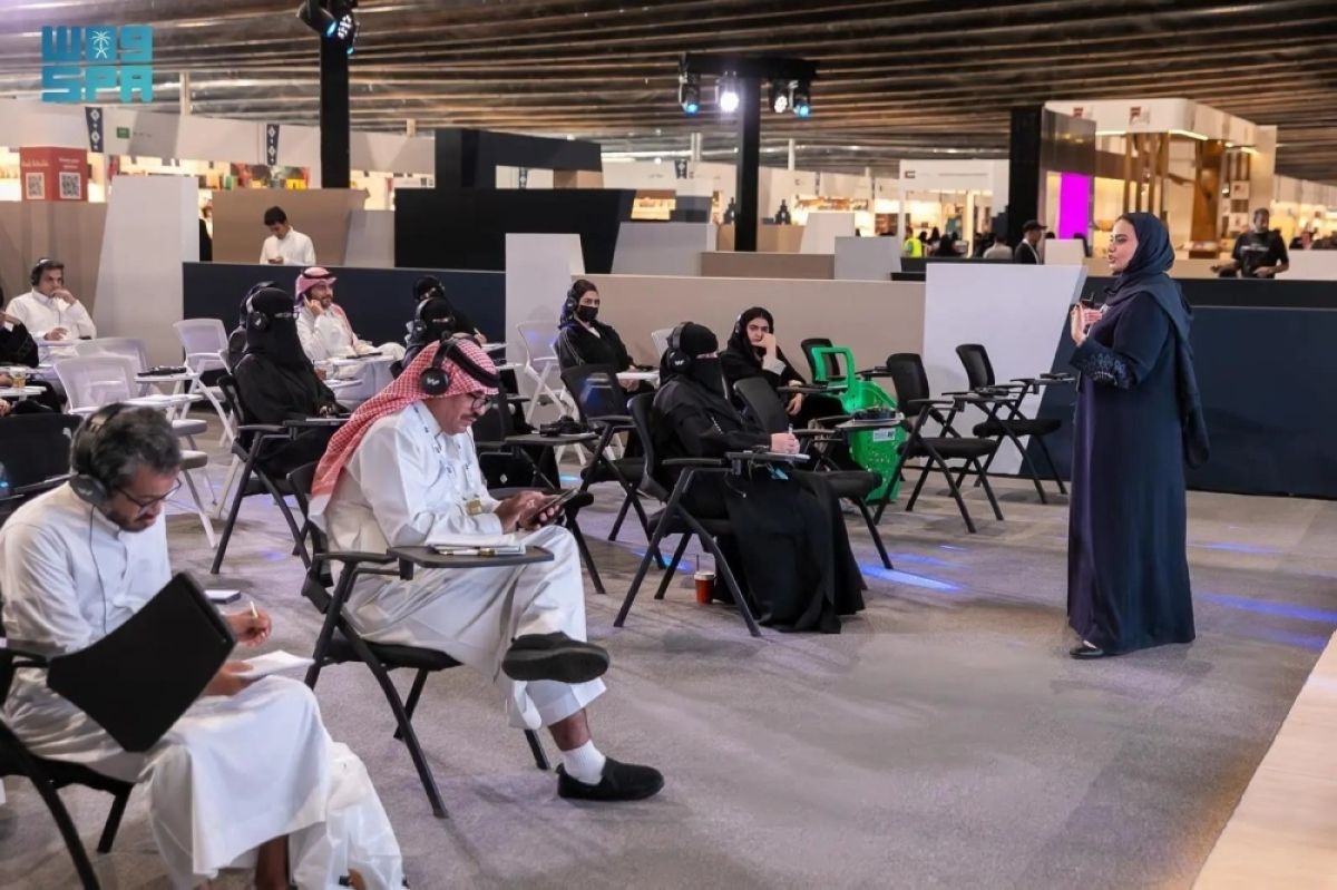 «الحوار والوصف والحبكة» تسلط الضوء على أدوات الروائي السارد