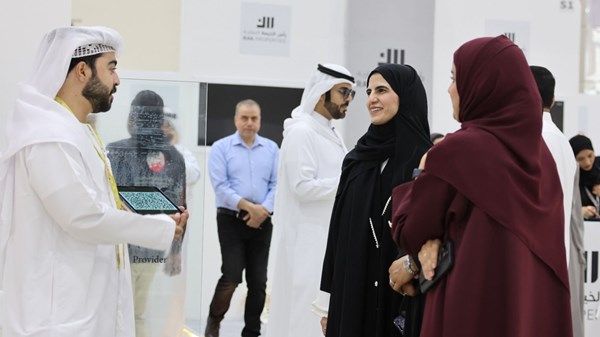 مشاركة واسعة من شباب الإمارات بمعرض رأس الخيمة للوظائف والتدريب
