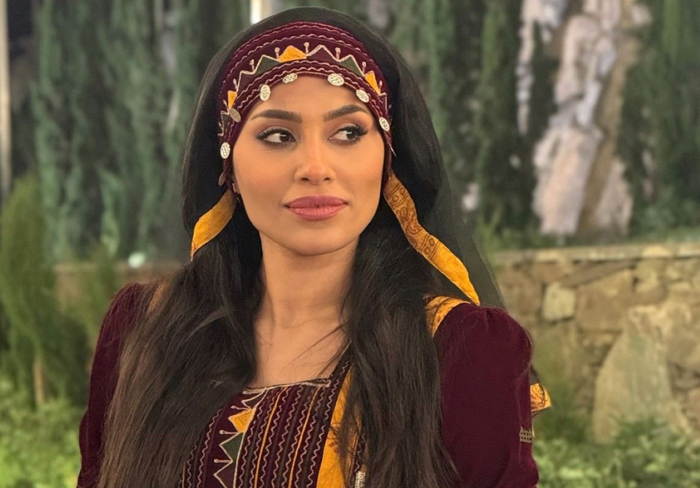 إلهام علي ترد على زينة عماد بعد أن أثنت على أدائها بهذه العبارات