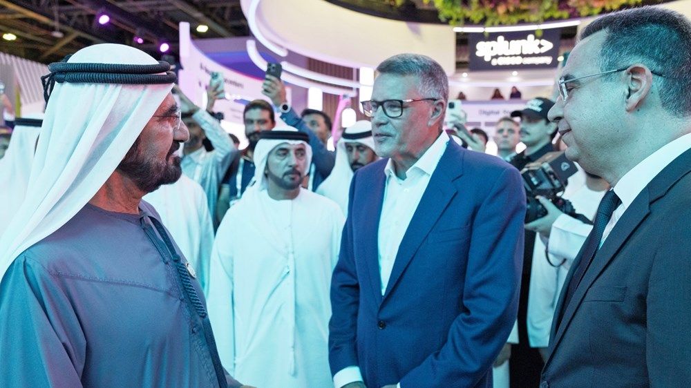 محمد بن راشد يفتتح «جيتكس جلوبال 2025» ويطّلع على أحدث حلول التكنولوجيا والذكاء الاصطناعي