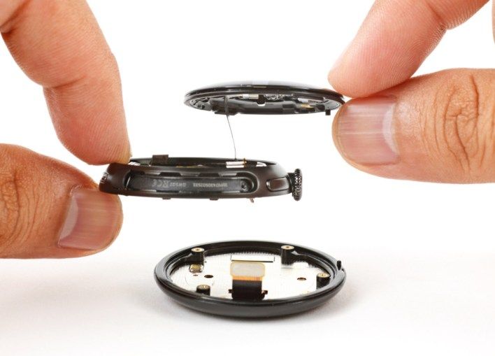 تكنولوجيا: ساعة Pixel Watch 4 تُتوج كأكثر ساعة ذكية قابلة للإصلاح في العالم وفقًا لتقرير iFixit