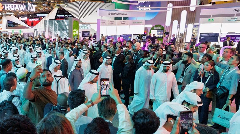 محمد بن راشد يفتتح «جيتكس جلوبال 2025» ويطّلع على أحدث حلول التكنولوجيا والذكاء الاصطناعي