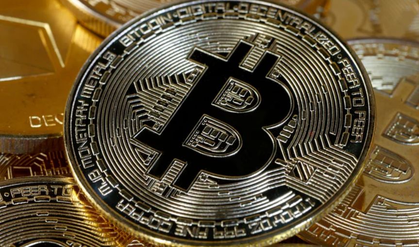 التصفية مستمرة: تصفية مراكز تداول كبيرة مع استمرار تراجع البيتكوين والعملات البديلة