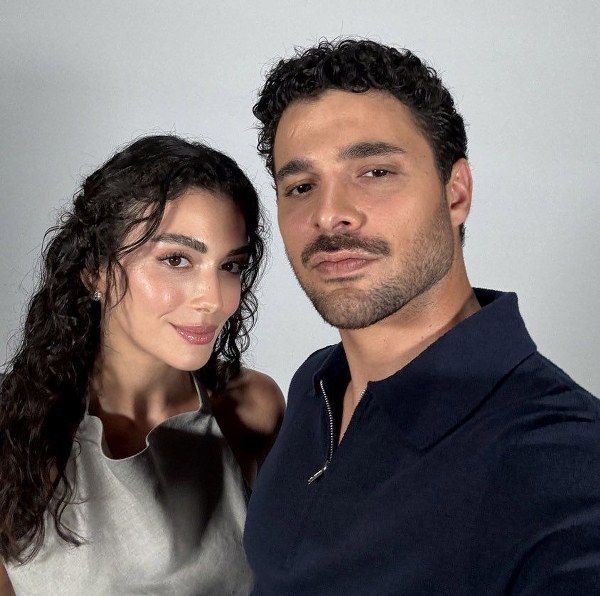 بالفيديو- مظاهرة تركيّة في “كان”… ممثّلو الدّراما التّركيّة يروّجون لأعمالهم في “ميبكوم”